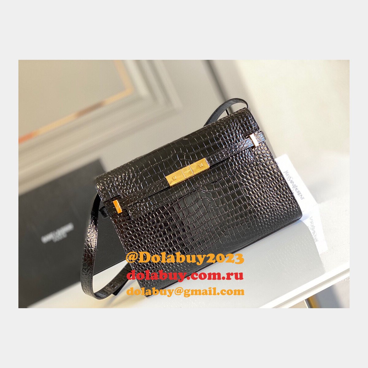Top Quality Saint Laurent Leather Manhattan Shoulder Bag Golden Black