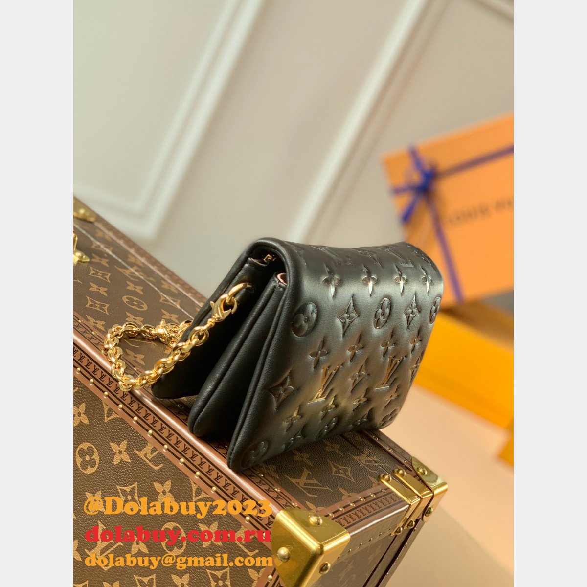 UK China Louis Vuitton Knockoff Pochette Coussin H27 M80742 Black