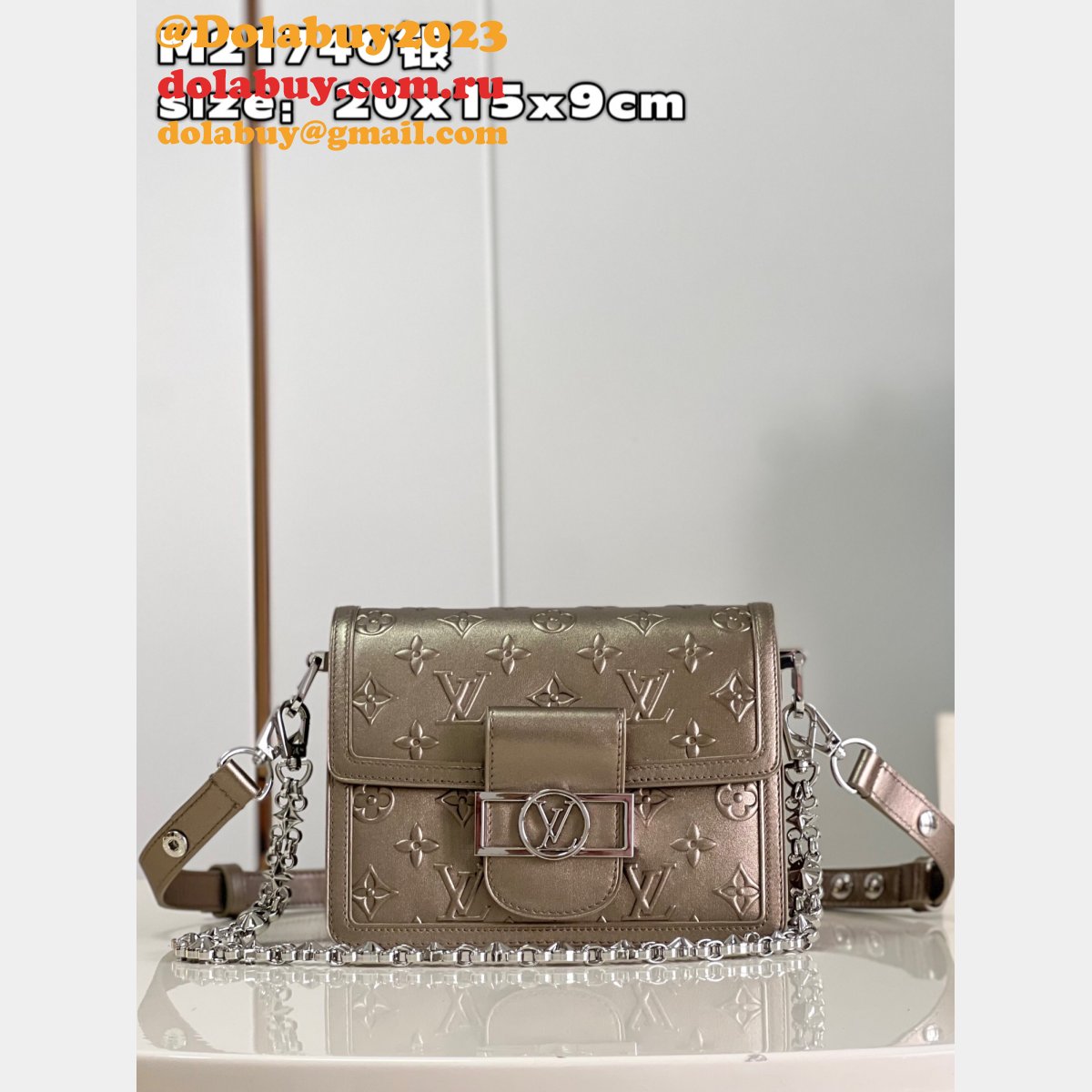 Louis Vuitton M21740 Replica Dauphine H27 Cheap Handbag