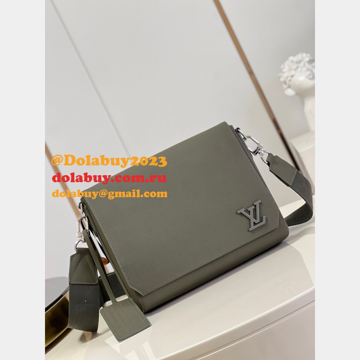 Louis Vuitton Fake Takeoff Messenger LV Aerogram Men M57080 Bag