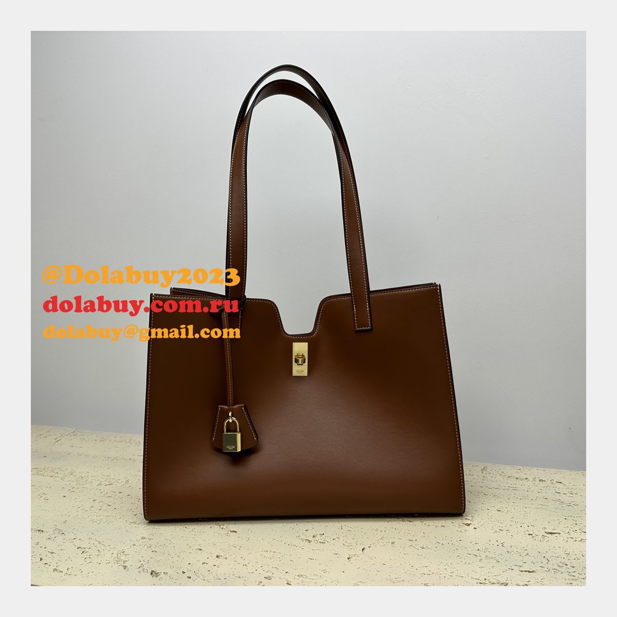 Top Fashion Cabas 16 In Smooth 112583 Celine Replica Bag