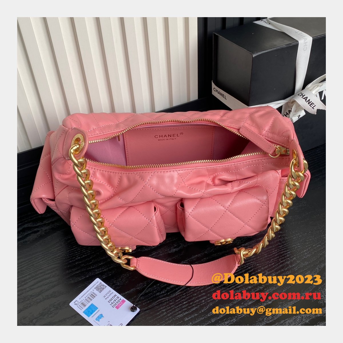 Replica Luxury AS5302 Maxi Hobo Shiny Bag