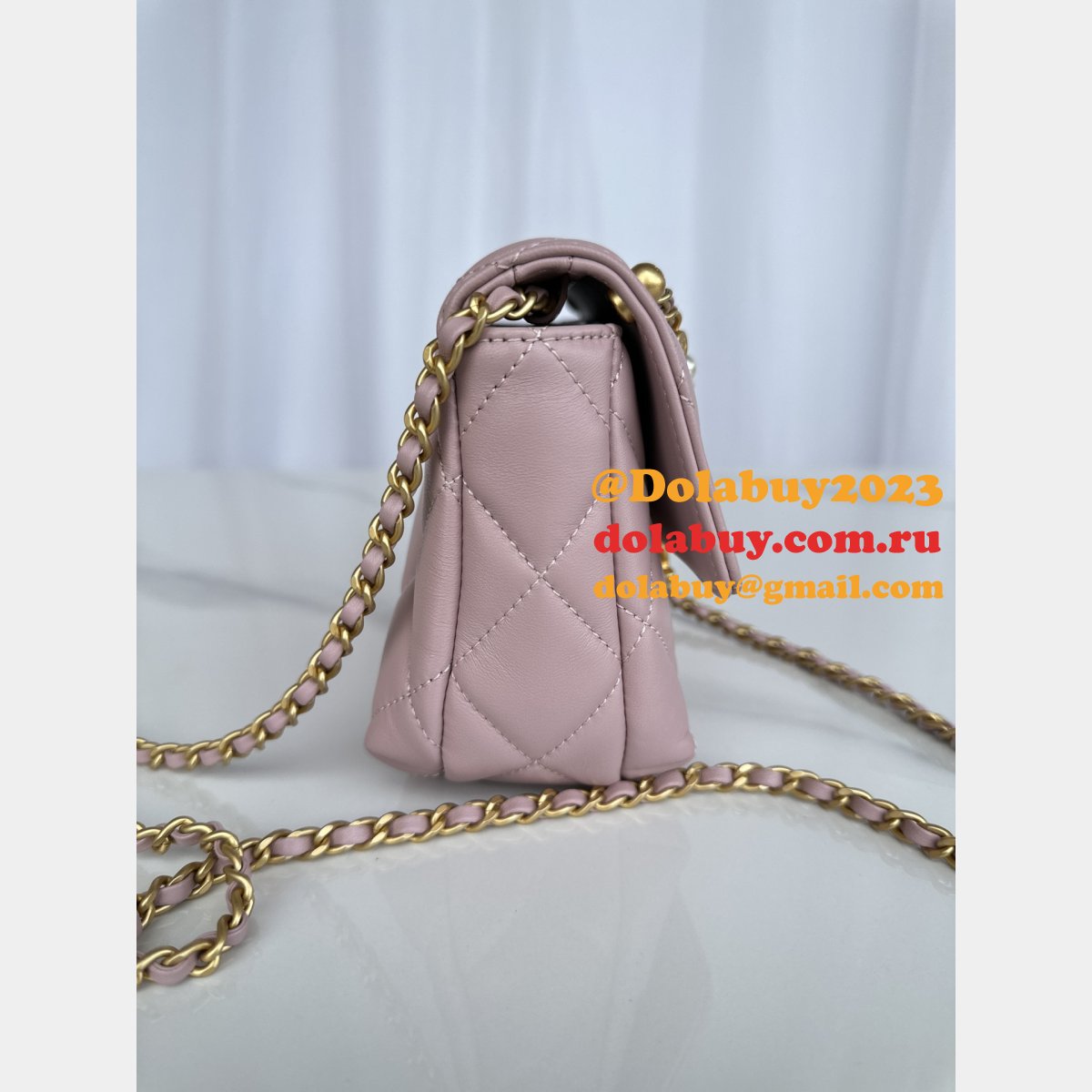 Top Quality CC Shiny Lambskin Crossbody Bag AS4986