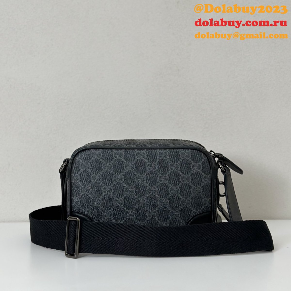 G*u*i gg emblem super mini 821217 designer replica bag