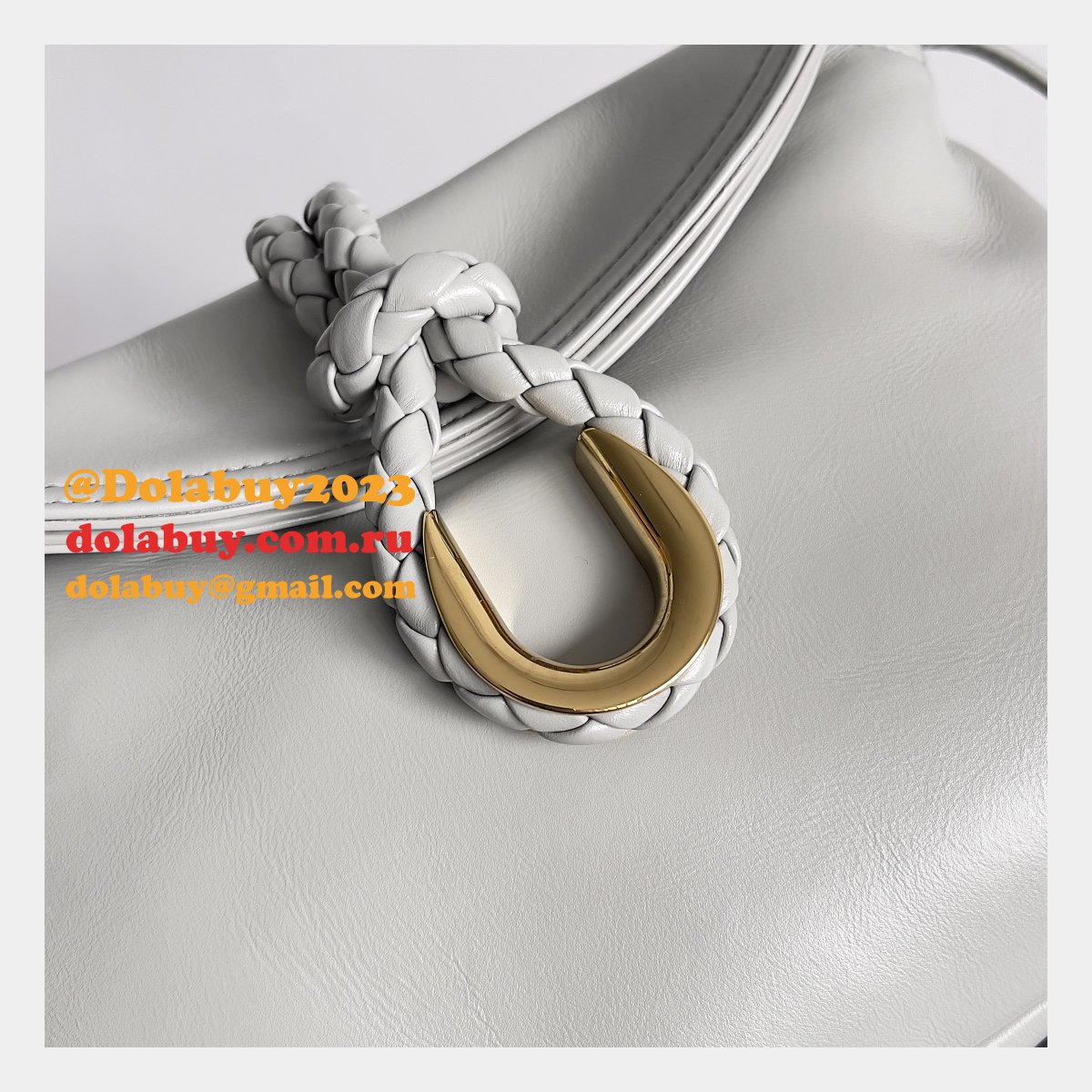 best b0tte*a Ven*ta medium liberta replica bag