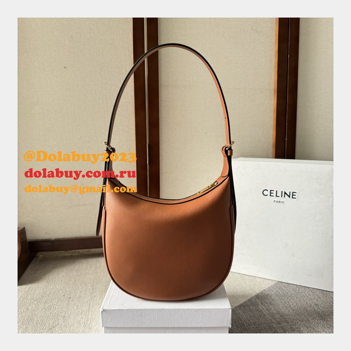 Celine Inspired 117253 Small Heloise Cuir Triomphe Bag