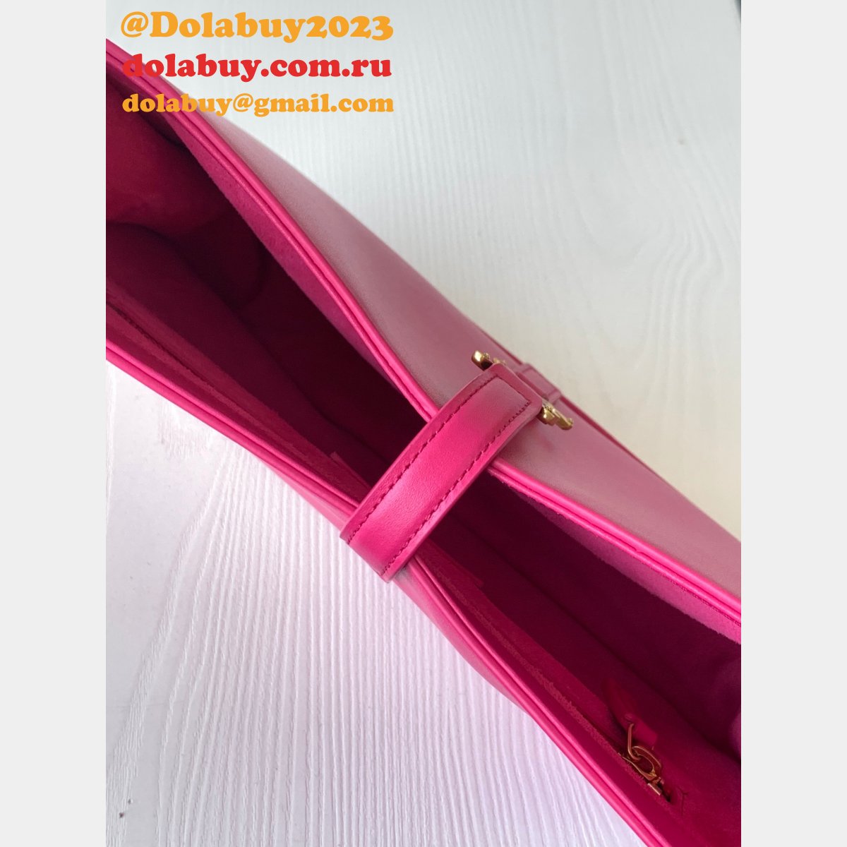 Top Quality Saint Laurent Replica Le 5 À 7 Hobo 657228 Bag