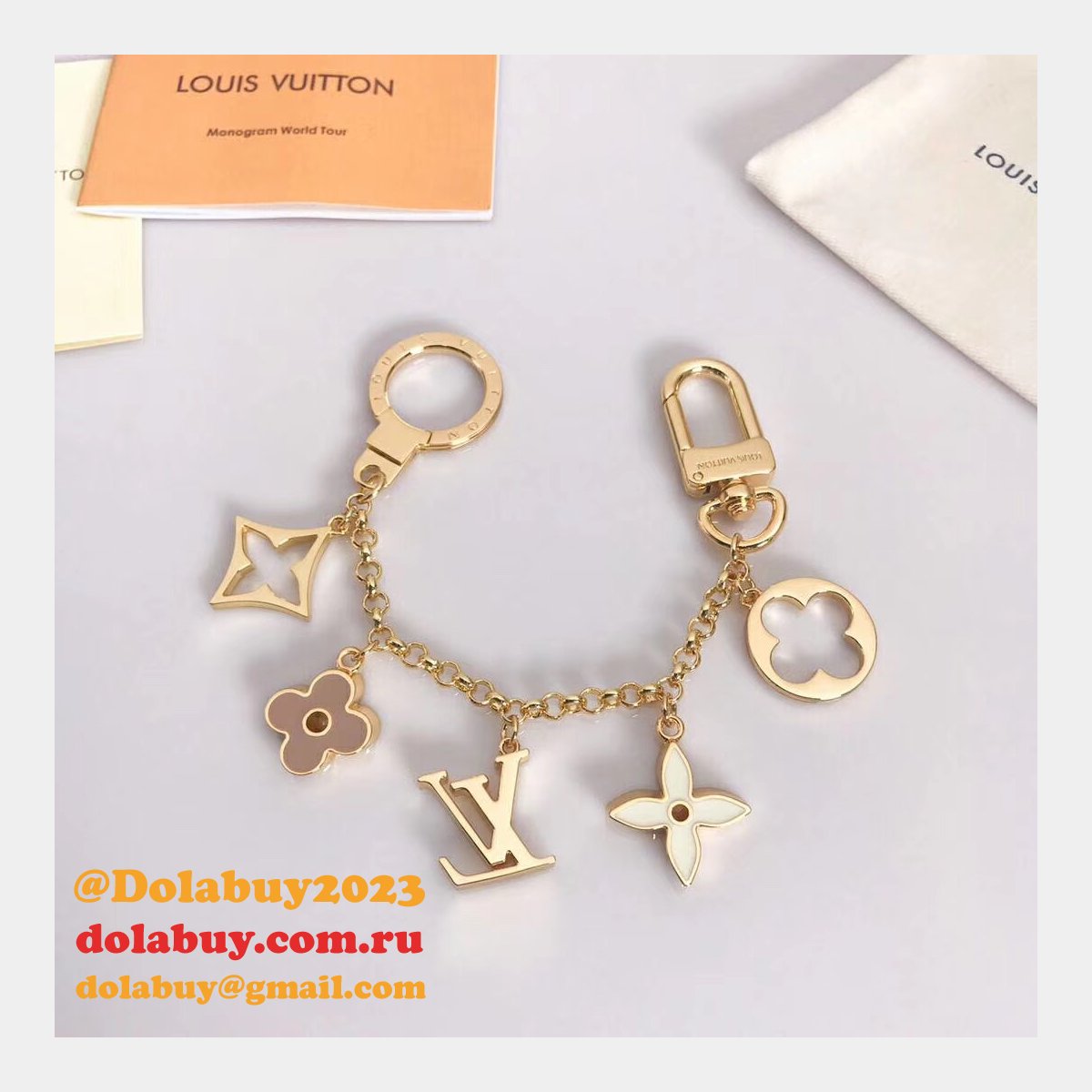 Top Quality Louis Vuitton Fleur de Monogram Bag Charm Chain M65111 Gold