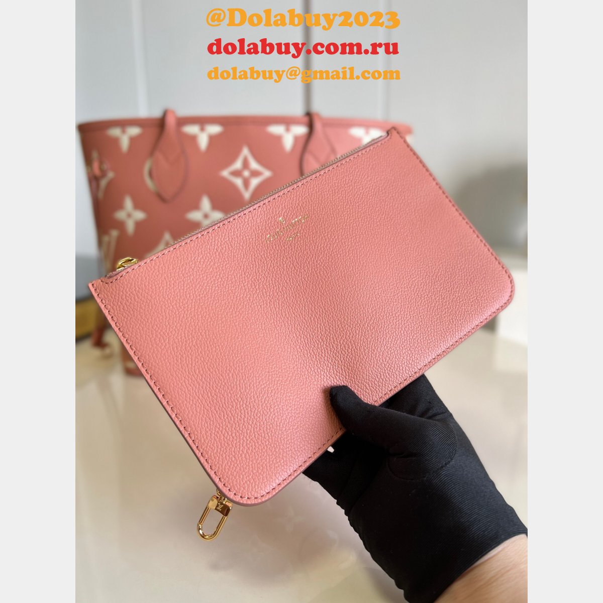 Replica Louis Vuitton Neverfull M45686 Leather Outlet Sale