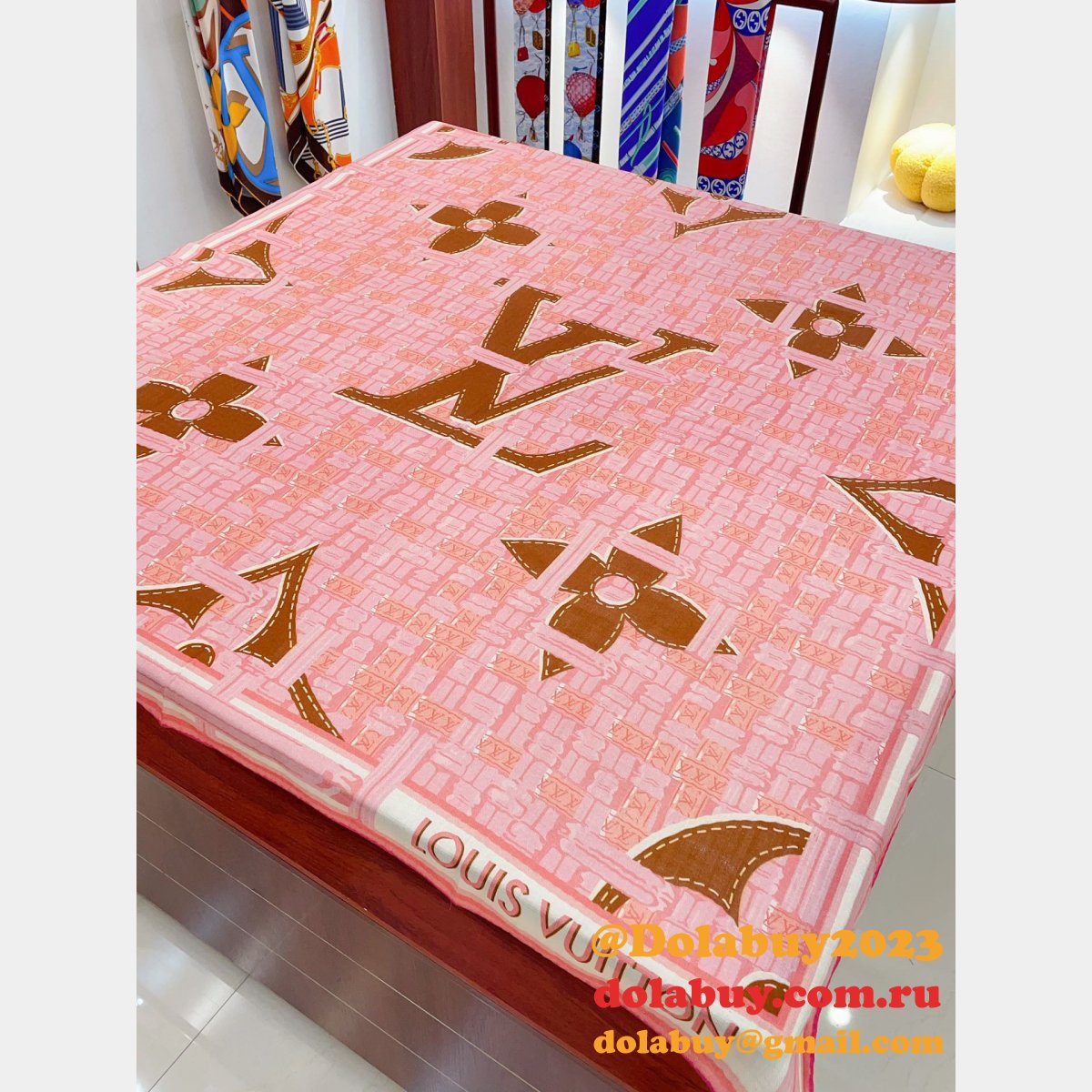 Fashion 7 Star LV CASHMERE SCARF