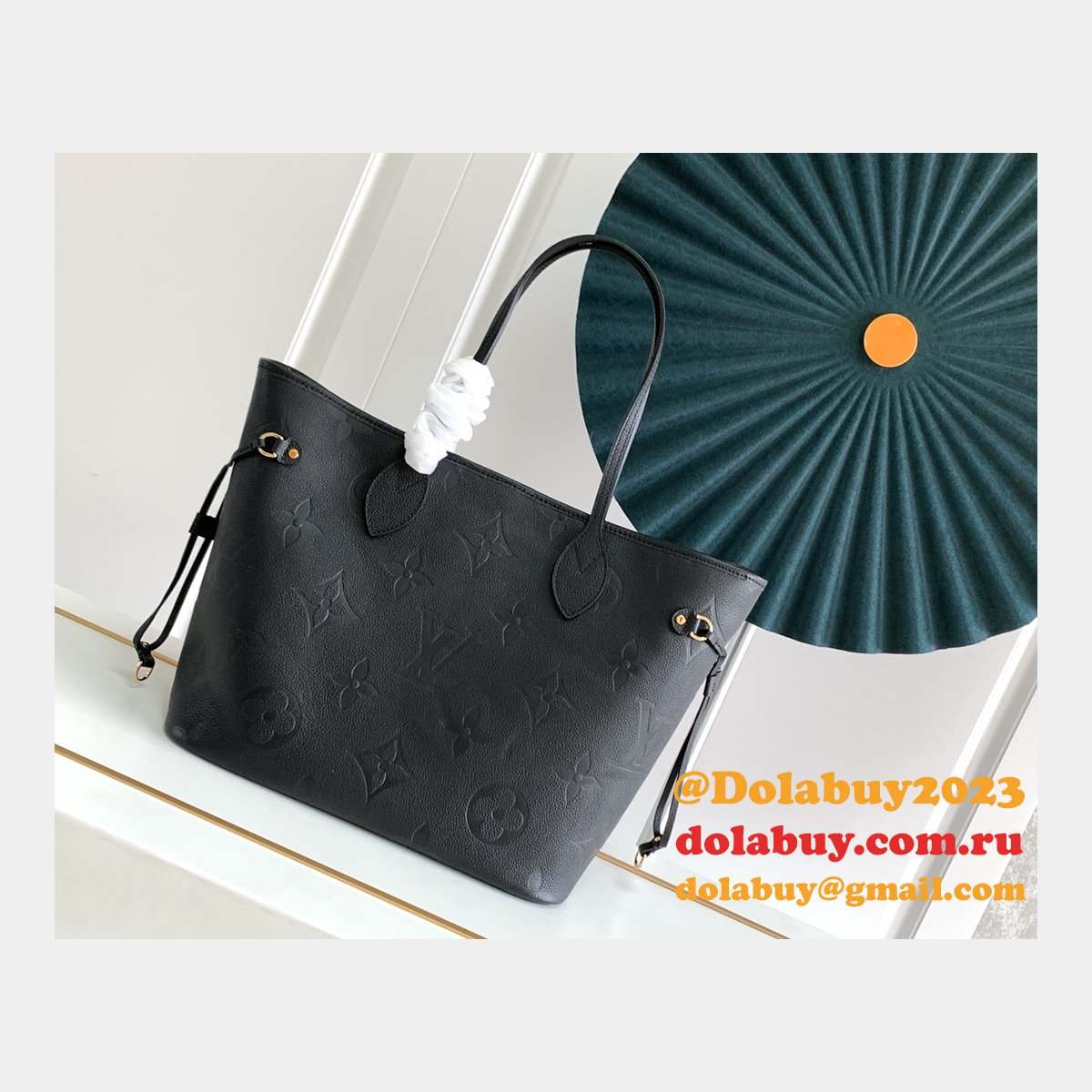 Louis Vuitton M45685 Replica Neverfull MM Monogram Empreinte Leather Black