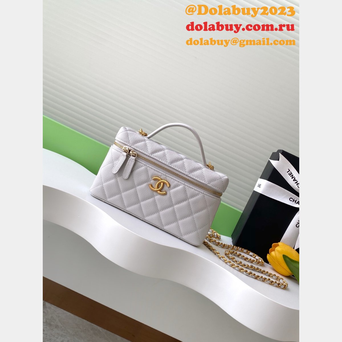 Replica AP4483 Classic Clutch With Chain Knockoff Bag