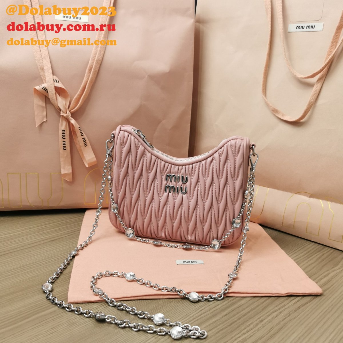 Best 2024 Replica Miu Miu Matelasse 5BH211 Quality Fake Bag