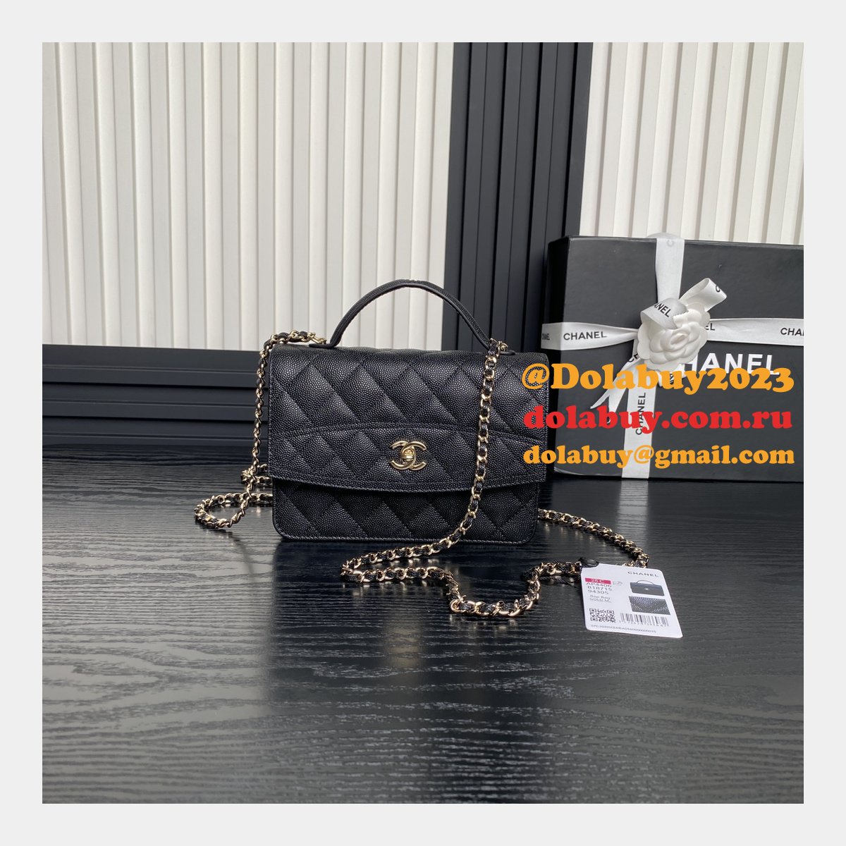 Designer Replcias 25C AP4406 Lychee Leather Black/White Bag