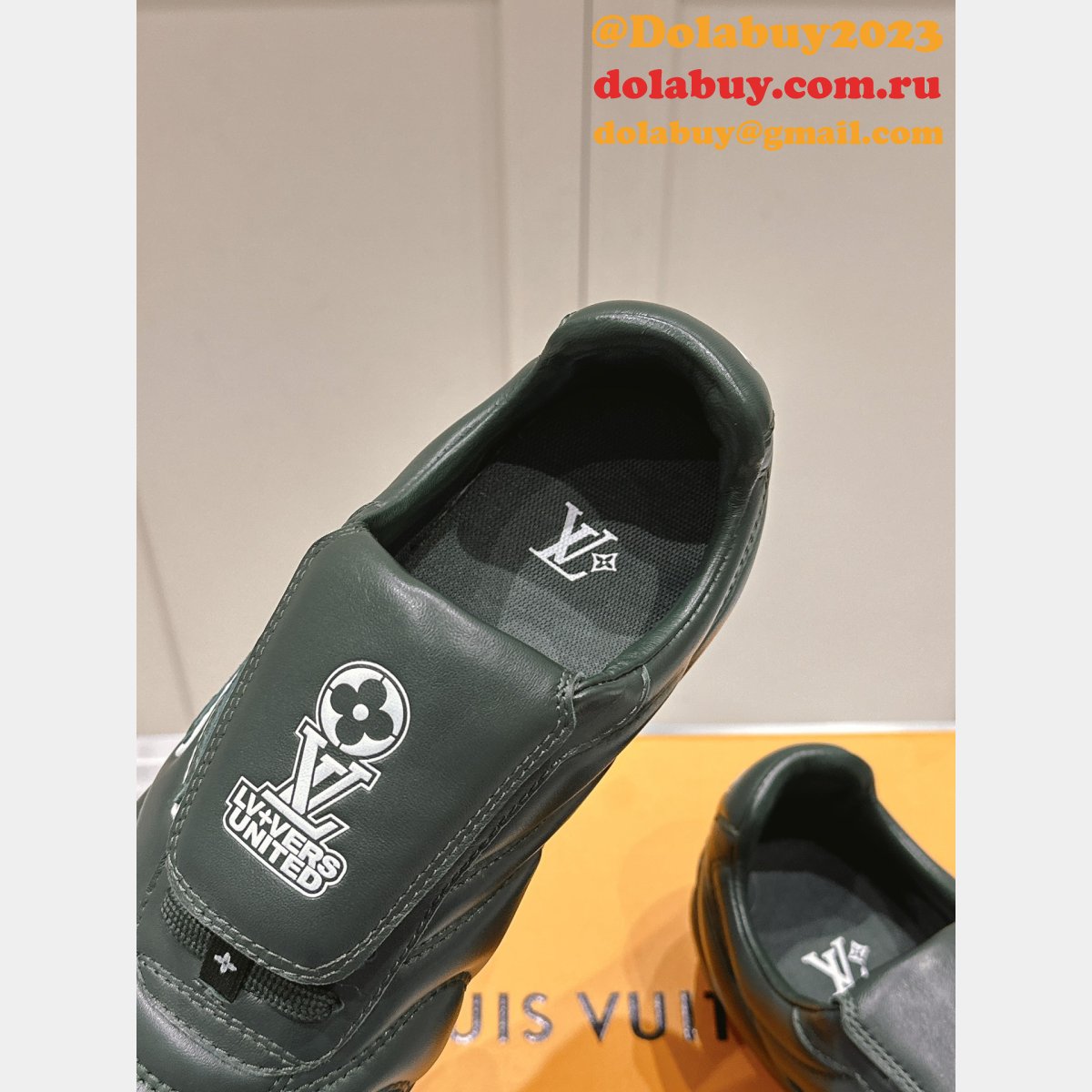 Wholesale 7 Star LV Footprint Soccer Sneaker