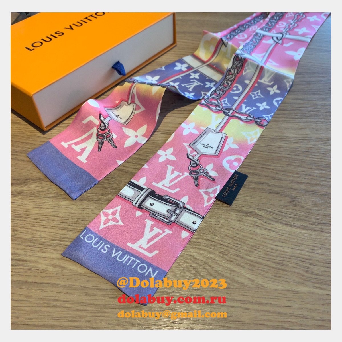 Top Quality Louis Vuitton Monogram Scarves