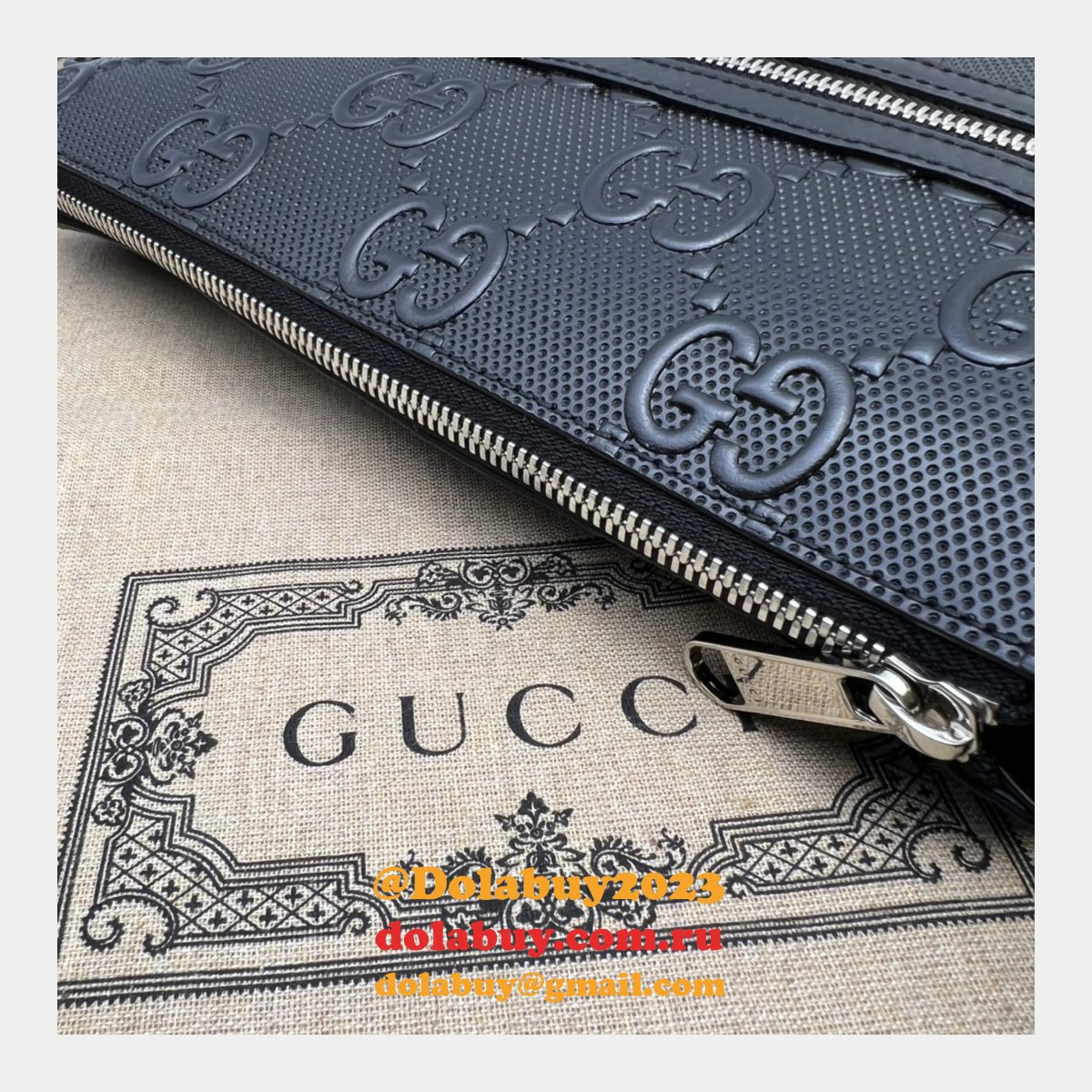 we offer high-quality fake black G*u*i signature messenger 406410 bag