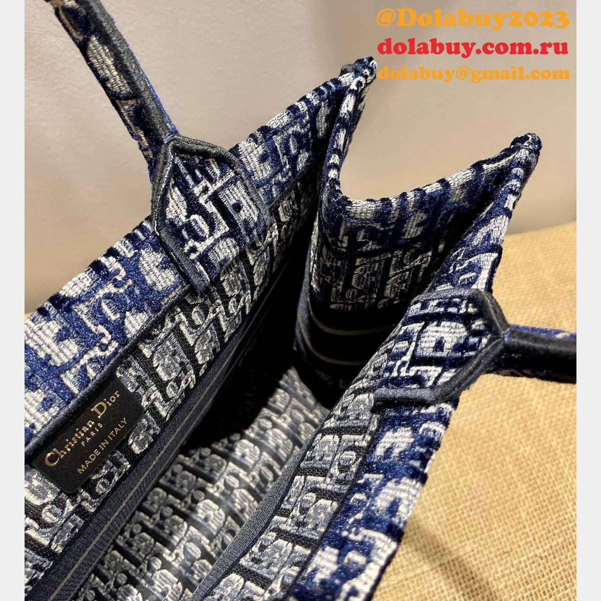 Where To Buy Christian Dior CD Book Tote Fake Handbags