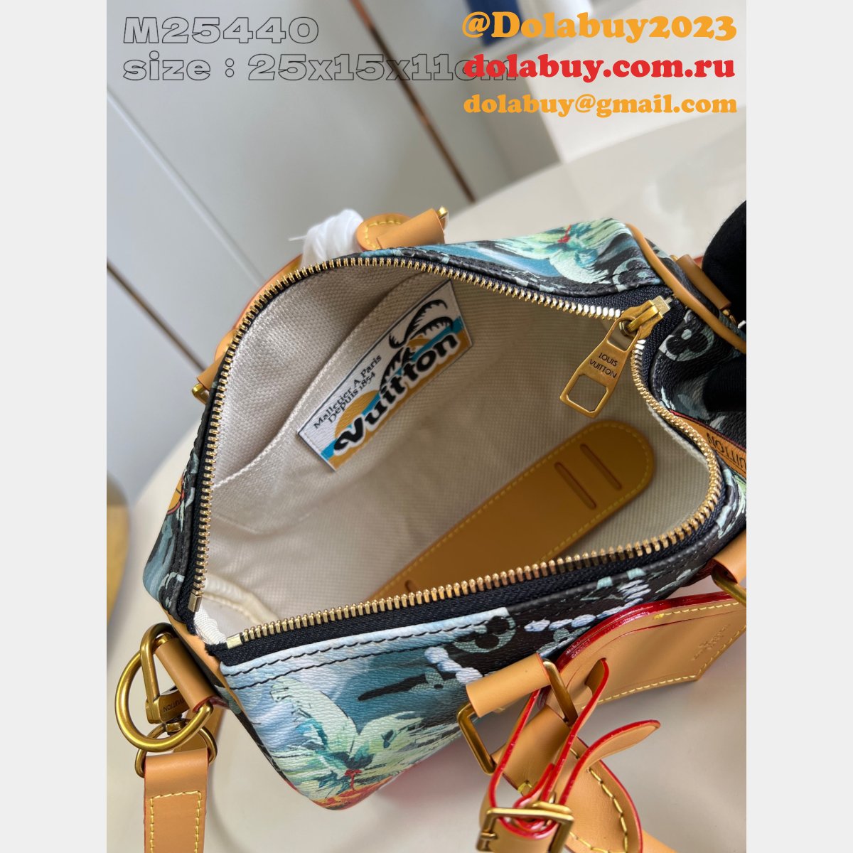Louis Vuitton Replicas M25440 Keepall Bandoulière 25 Men AAA+ Best Bag