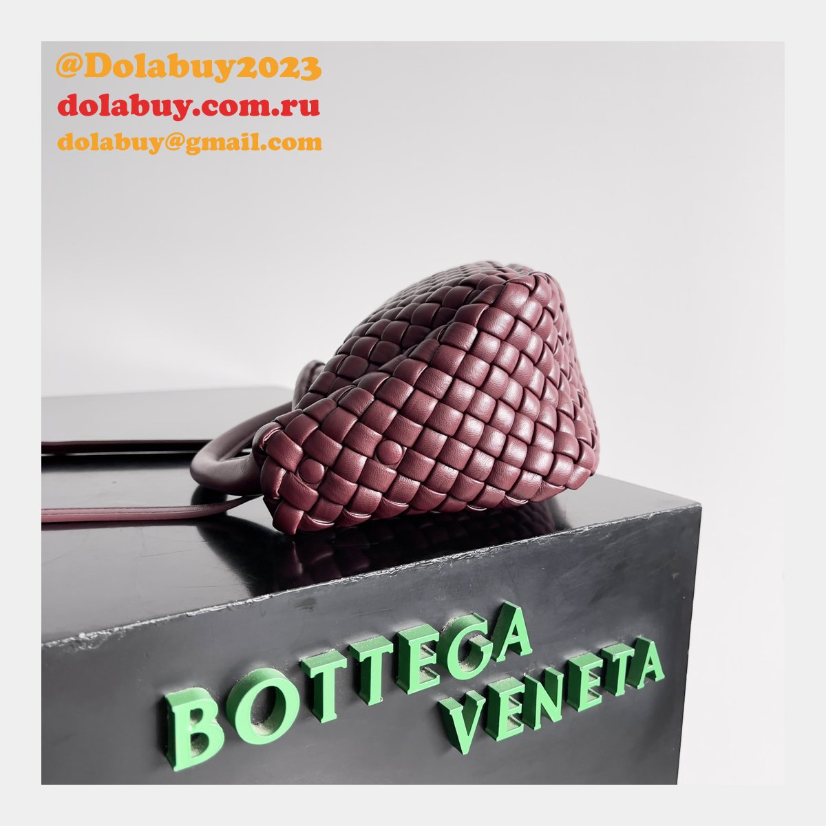 new b0tte*a Ven*ta cobble top handle bag