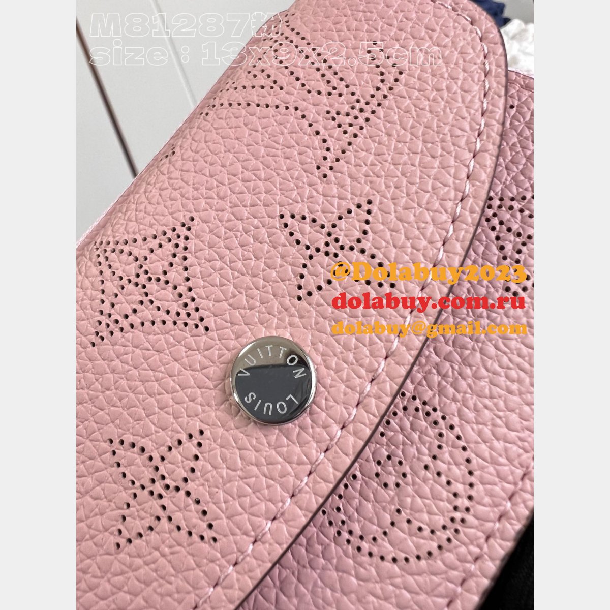 Card Holder Recto Verso Mahina M81287 Louis Vuitton Luxury Fake Bag