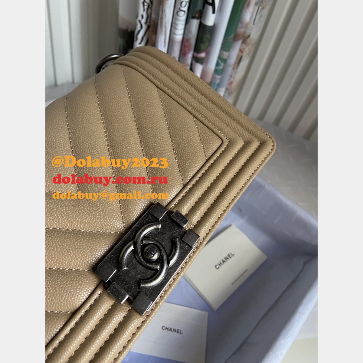 Buy top Replica CC V Le Boy Handbag caviar leather 25cm