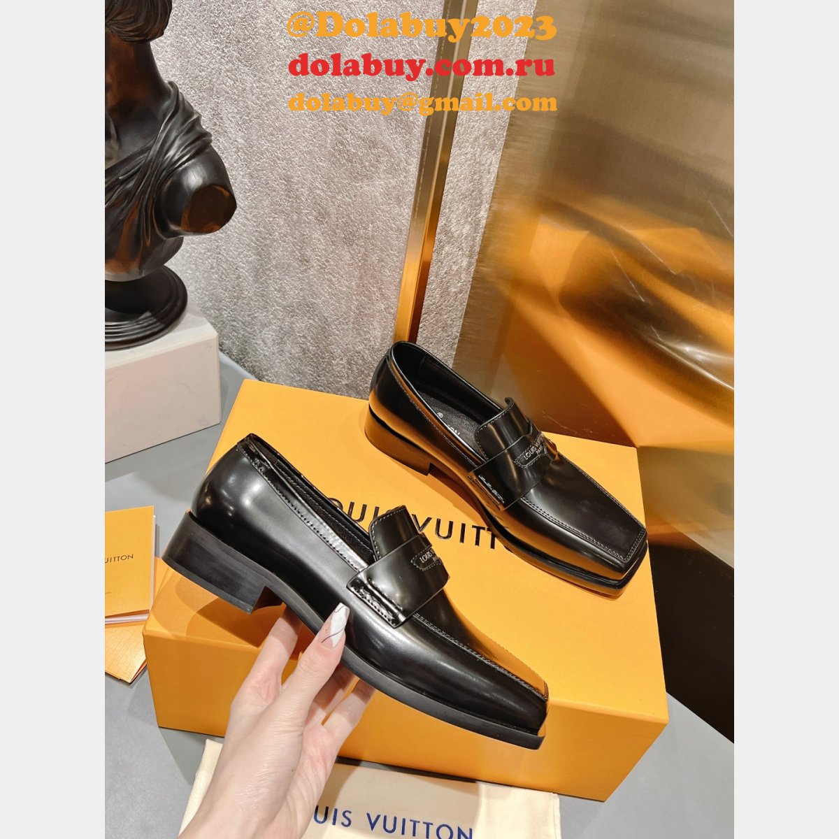 Get 1:1 High-Quality Reps Louis Vuitton Shoes at a Cheap Price