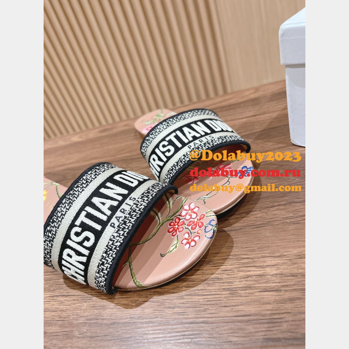 Perfect Fake DIOR DWAY SLIDE Duplicate