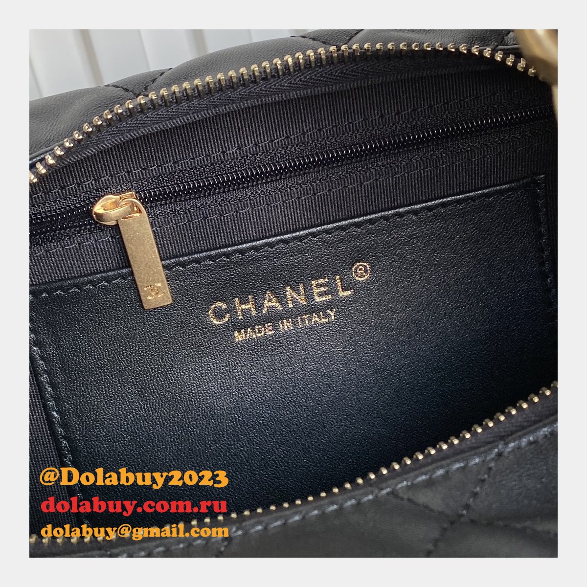Replica Luxury AS5302 Maxi Hobo Shiny Bag
