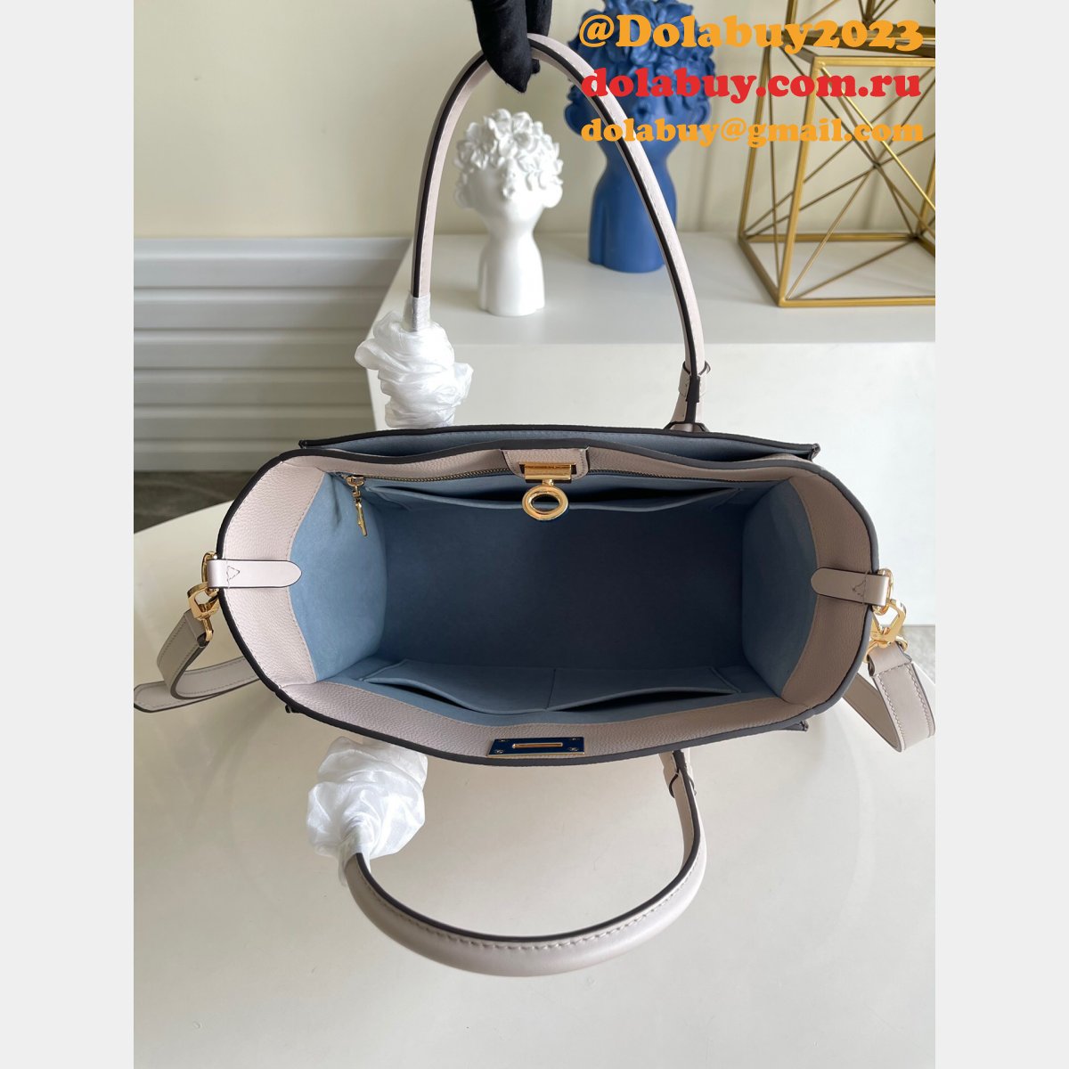1:1 Replica Louis Vuitton On My Side MM High End Leathers M58485/M56934 Handbags