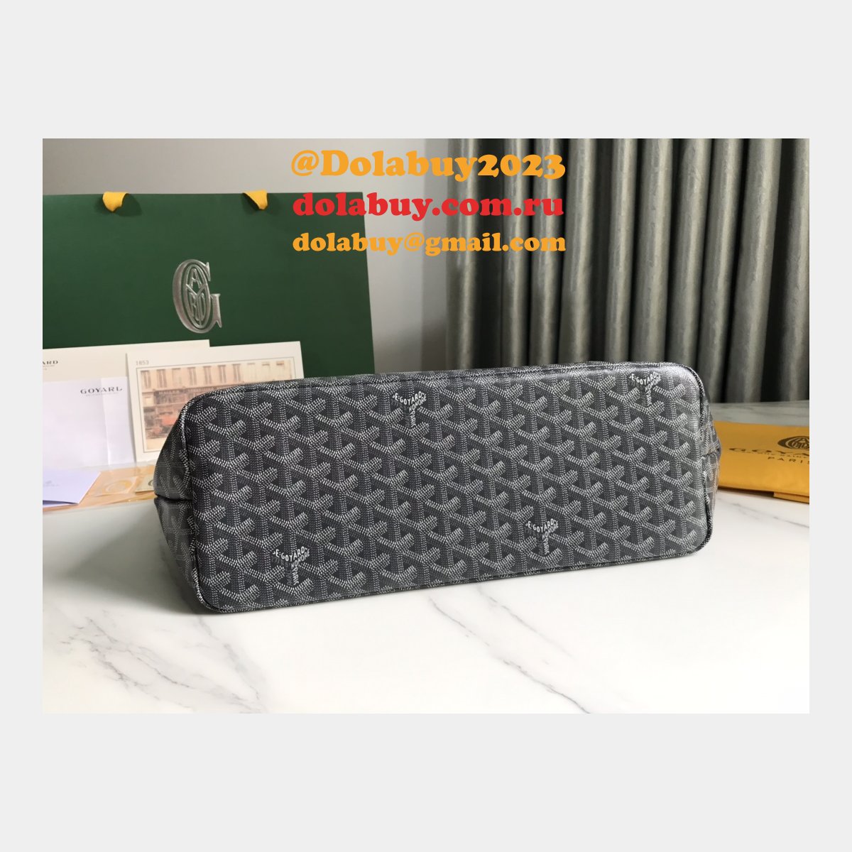 Fashion Goyard Chien Gris & Pocket Pet bag