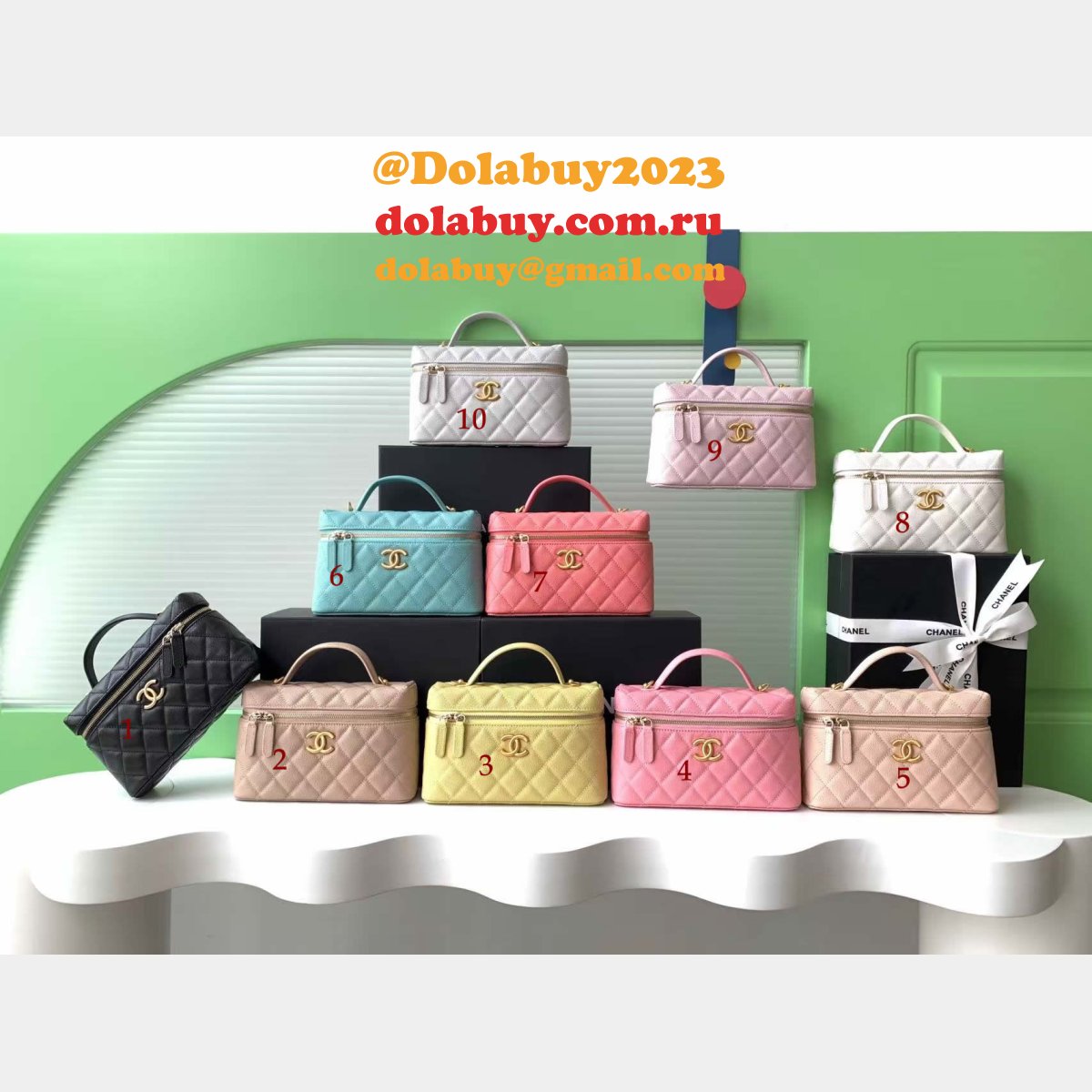 Replica AP4483 Classic Clutch With Chain Knockoff Bag