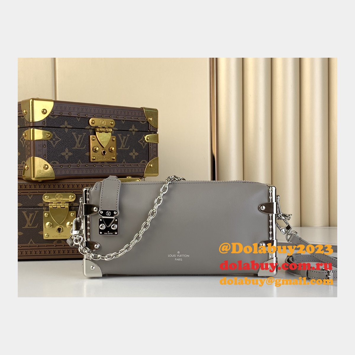 Slim Trunk Perfect Top Quality Louis Vuitton M25445 Knockoff Bag