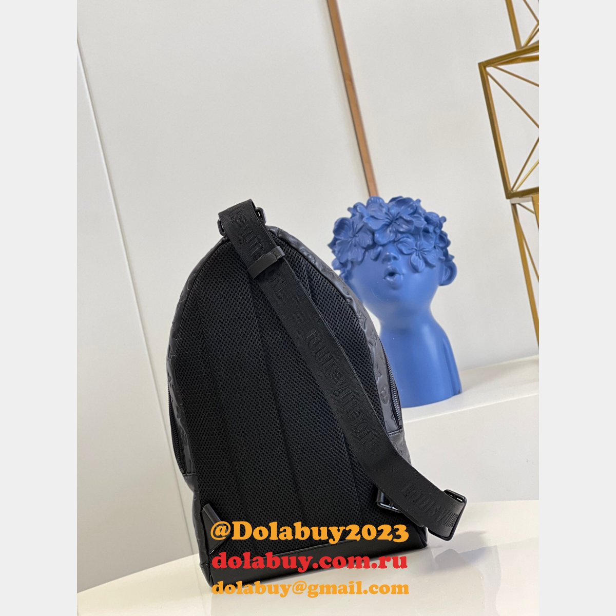 High Quality Louis Vuitton Replicas M46107 Racer Slingbag G65 Black Bags