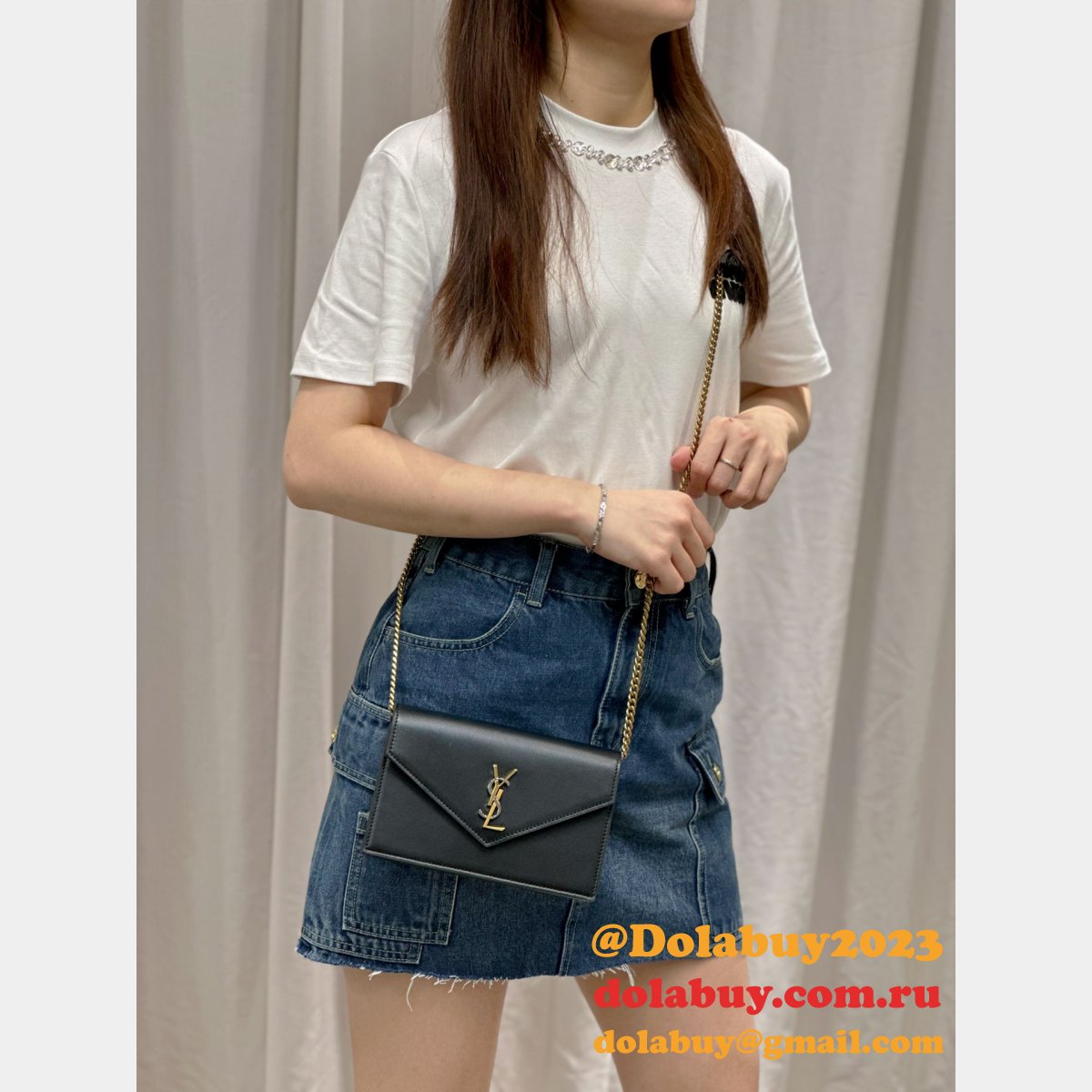 Replica YSL 19cm Fake Saint Laurent WOC Monogram Chain 393953 Bag