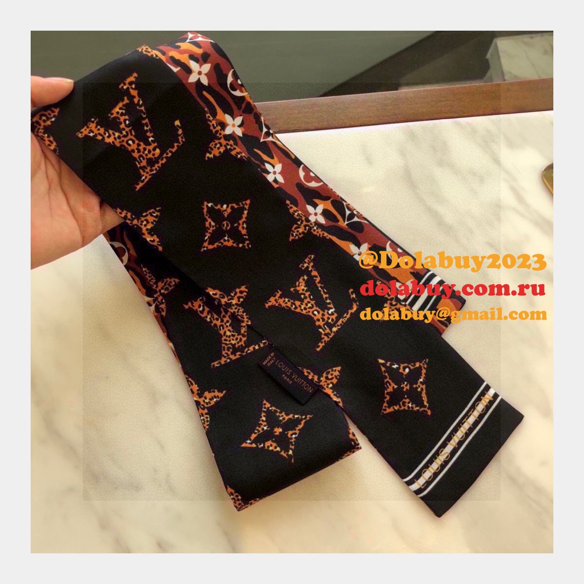 Louis Vuitton Luxury scarf for Sale Women