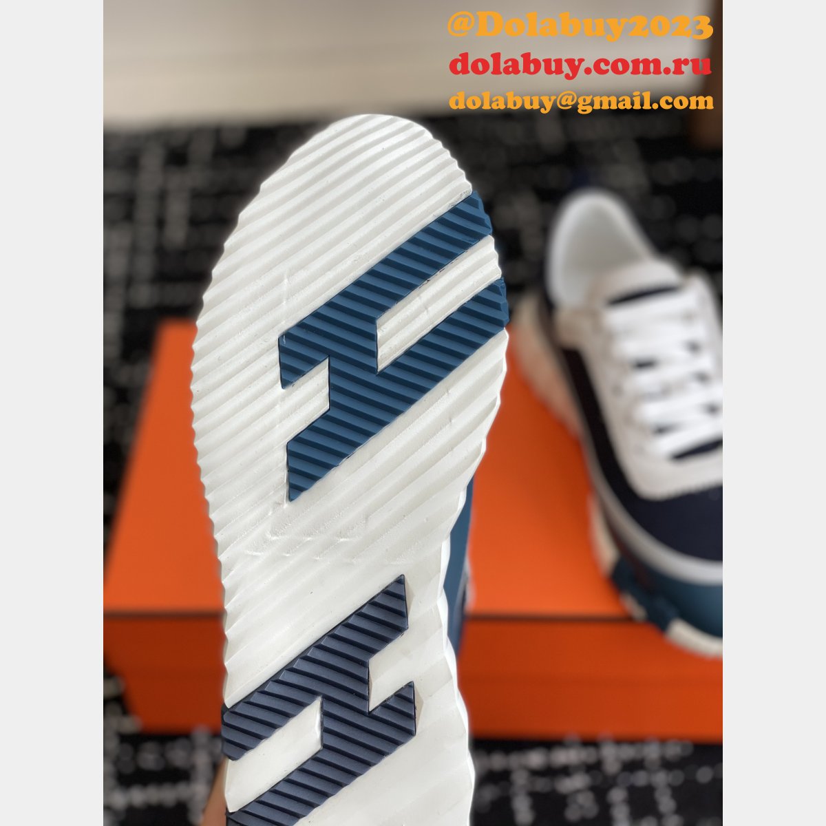 7 Star Hermes Bouncing Sneaker