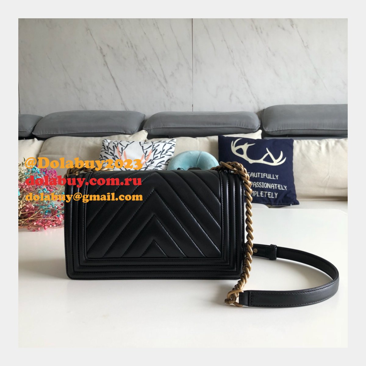 UK CC V Le Boy Top Quality Replica Black Bags Lambskin 25cm