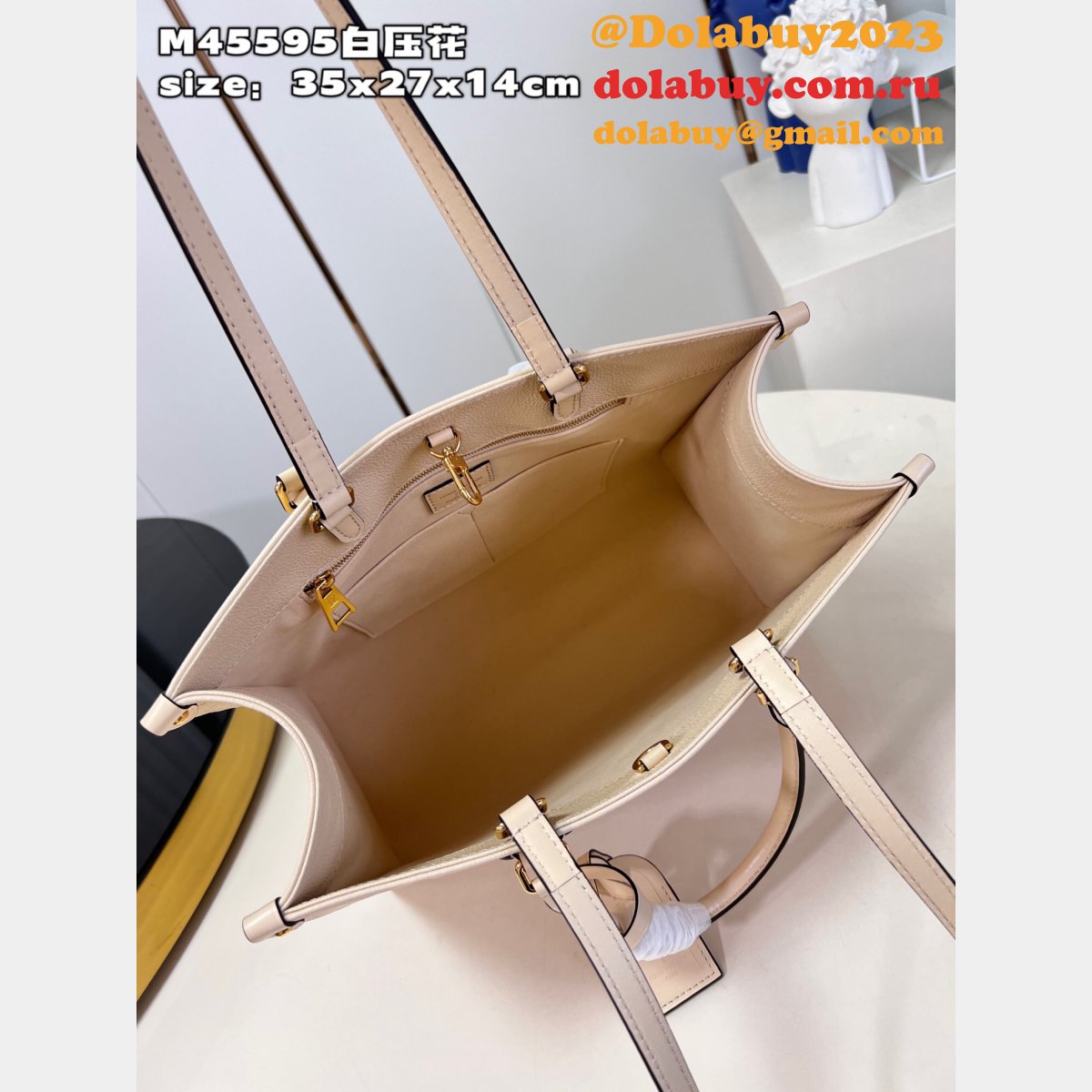 Louis Vuittons OnTheGo 7 Star Replicas Monogram Empreinte Bag