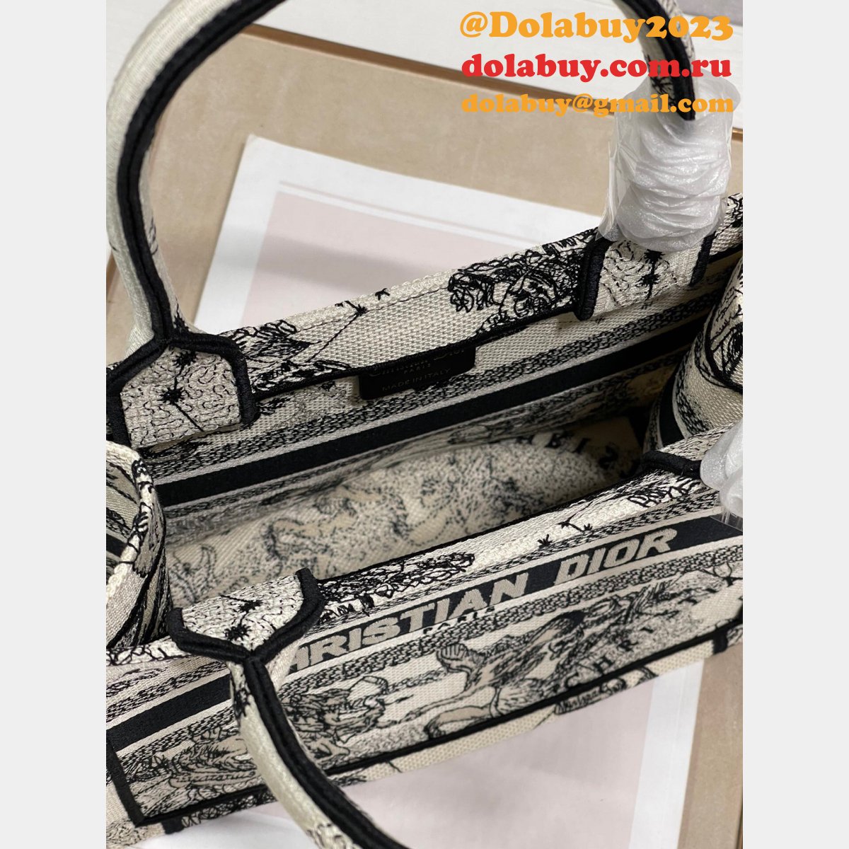 Top 1:1 Replica Purses Christian Dior CD Book Tote Bag