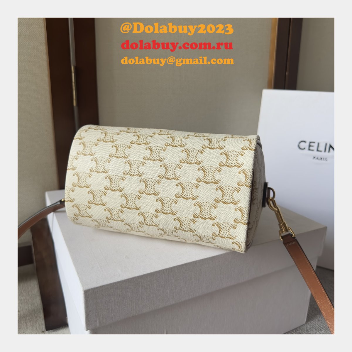 Luxury Celine 197582 Triomphe Small Boston Bag