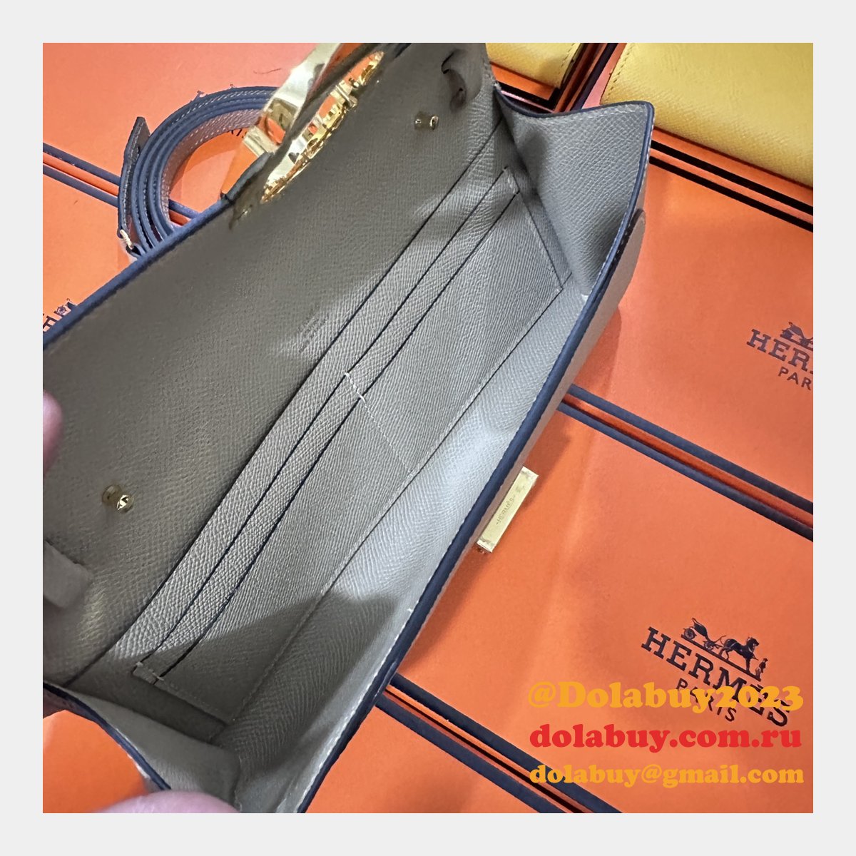 Luxury Hermes  D Ancre to go clutch Epsom bag