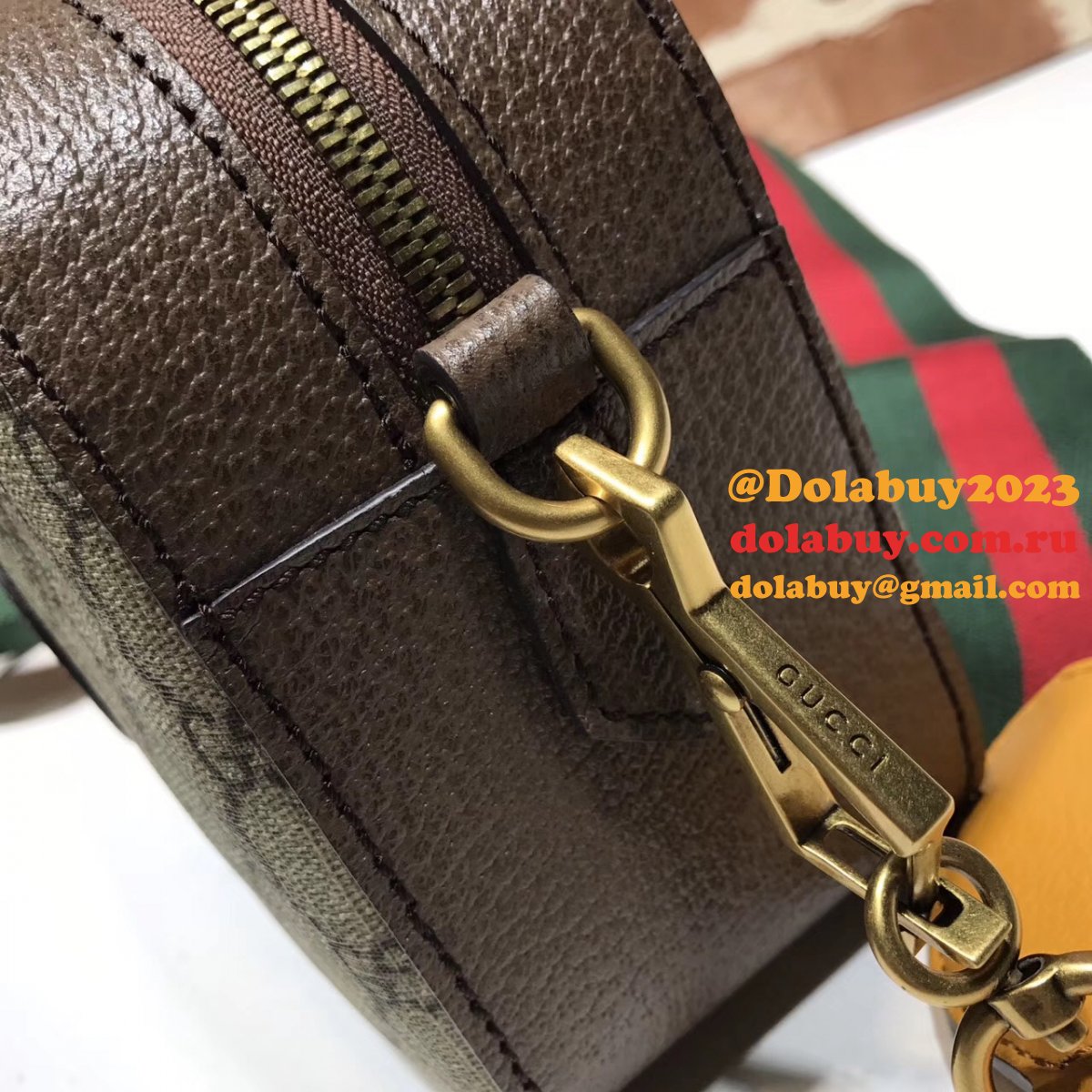 top quality G*u*i replica neo vintage gg supreme messenger 476466 bag