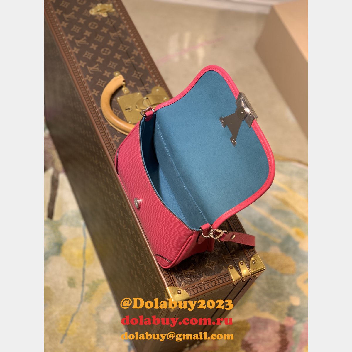 Buci Epi Leather Designer M59457 Louis Vuittons Replica Bag