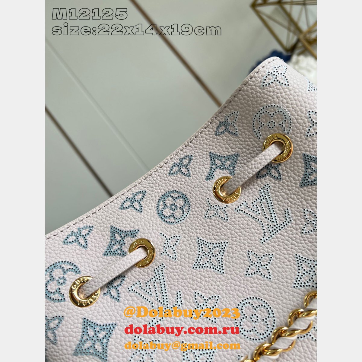 Perfect Louis Vuitton Bella Mahina M12125 Replica Bag