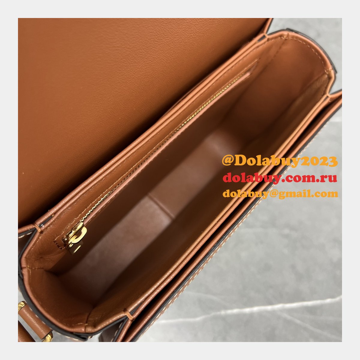 Celine Top Quality Triomphe Teen 18/22CM 188423 Knockoff Bag