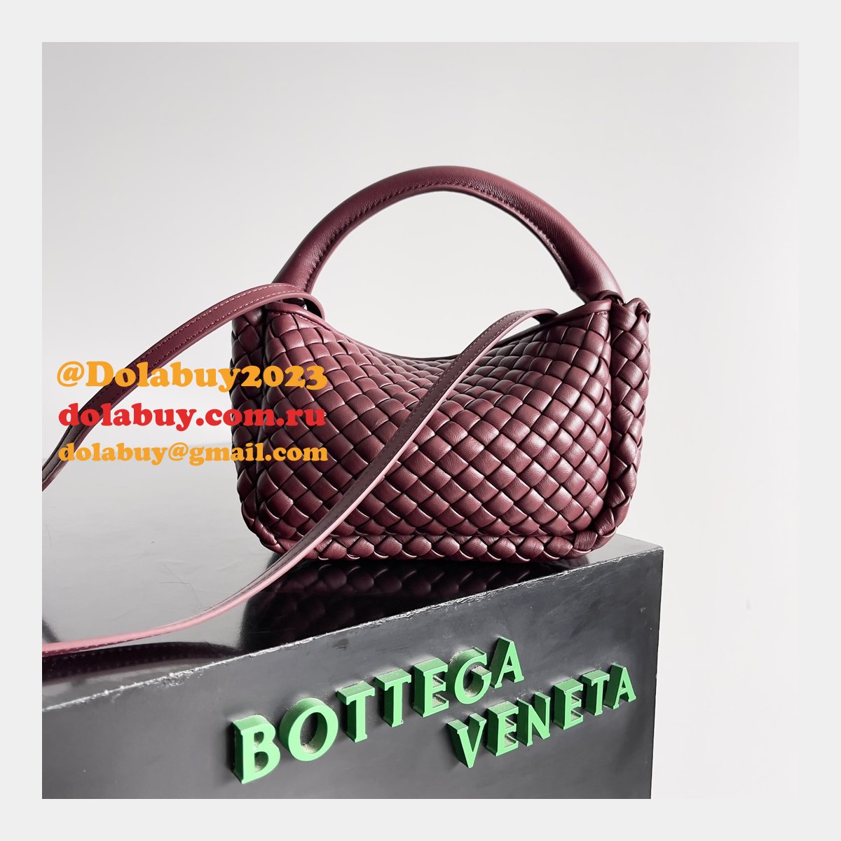 new b0tte*a Ven*ta cobble top handle bag