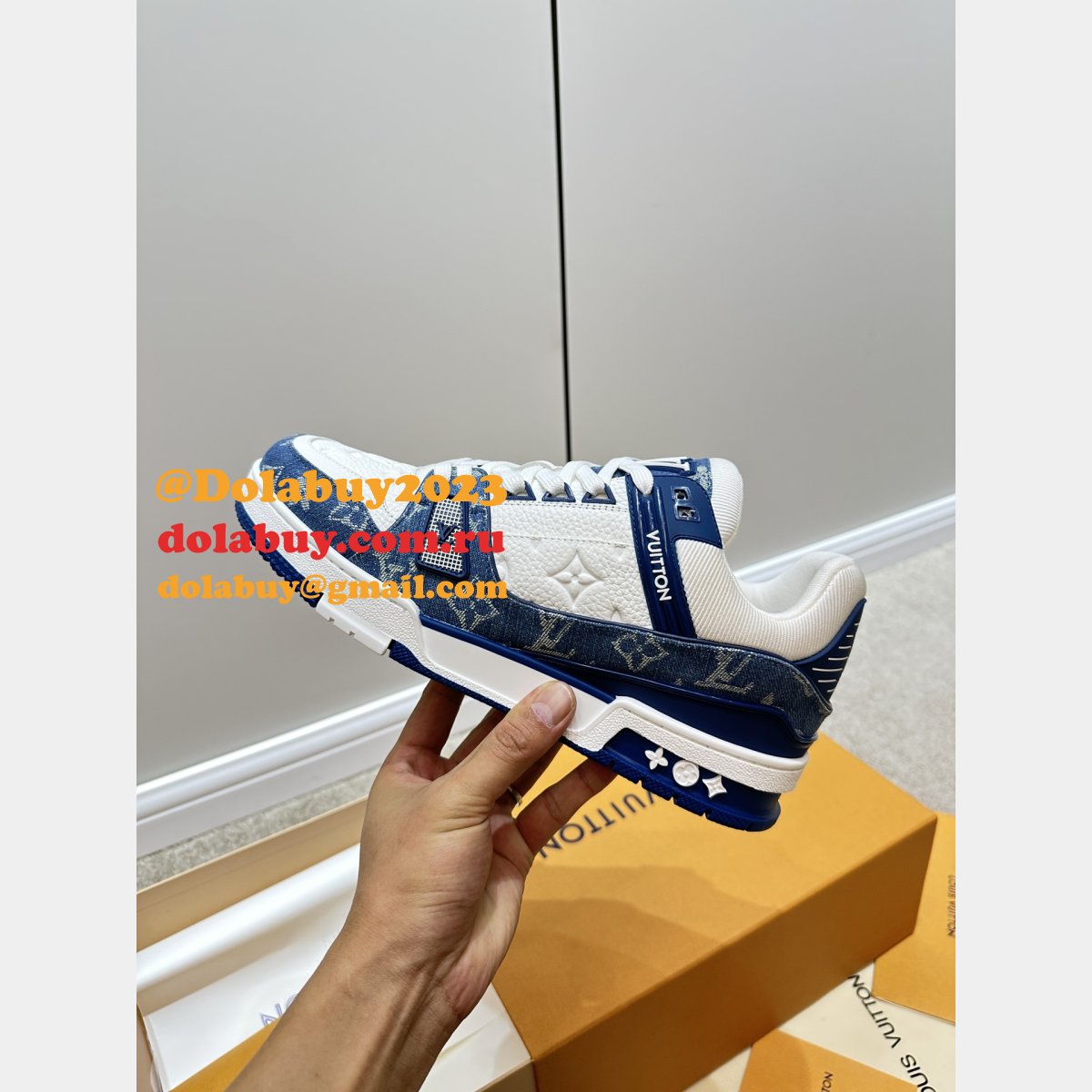 Top Quality LV Trainer Sneaker 1:1 Mirror