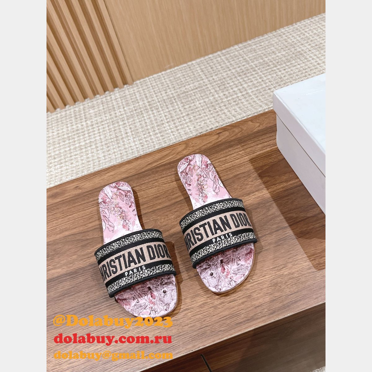 Perfect Fake DIOR DWAY SLIDE Duplicate