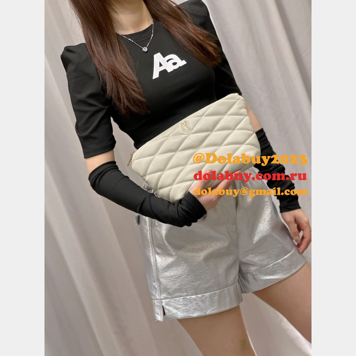 Sade Pouch Saint Laurent Top Quality 696779 Designer Fake Bag